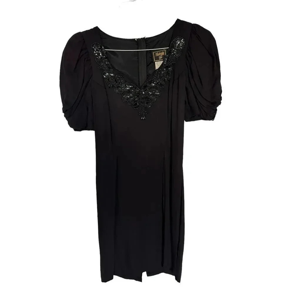 Midnight Women's Black Short Sleeve V-Neck Embroidered Back Zip Dress Size 10